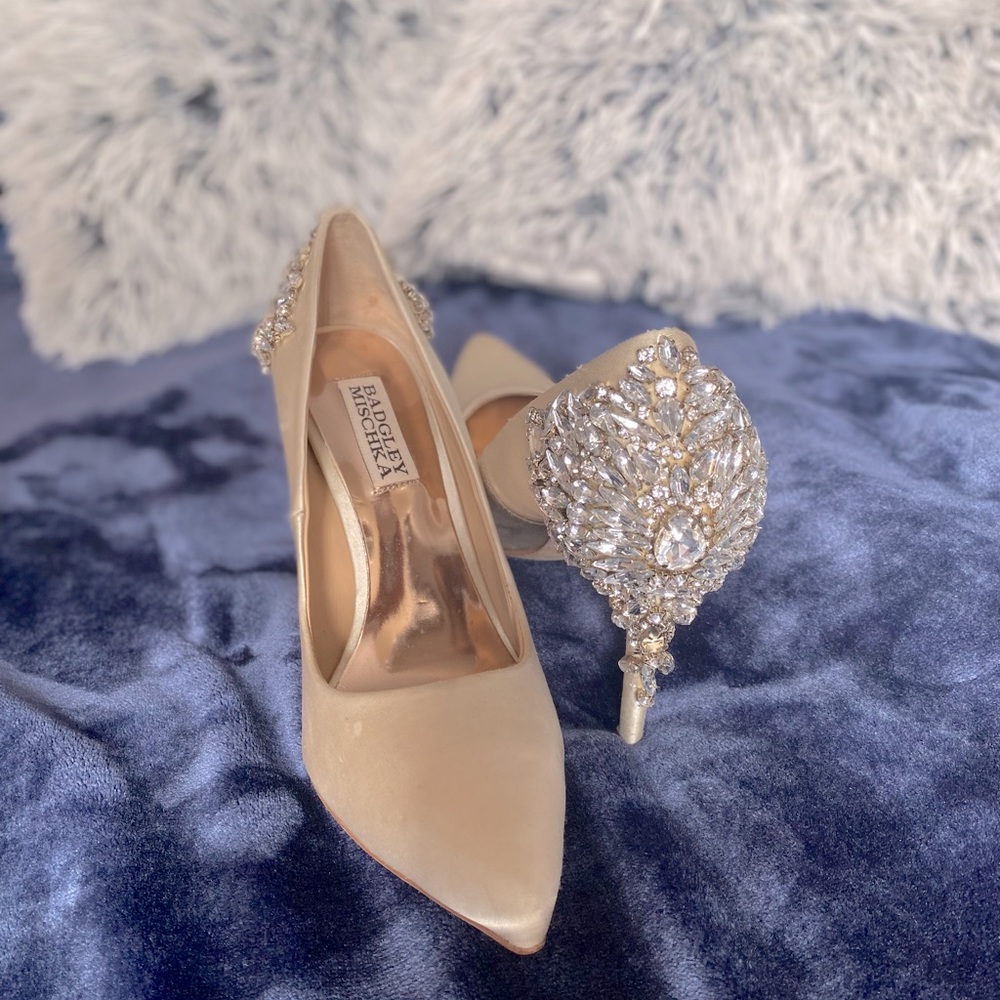 Badgley Mischa Gorgeous Crystal Embellished Pointed Toe Pump